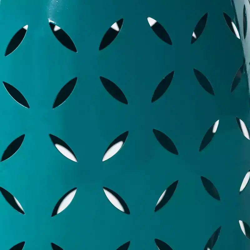 Tavolino d'appoggio cilindrico industriale accentato da 12 pollici con design a intaglio curvo per uso interno ed esterno