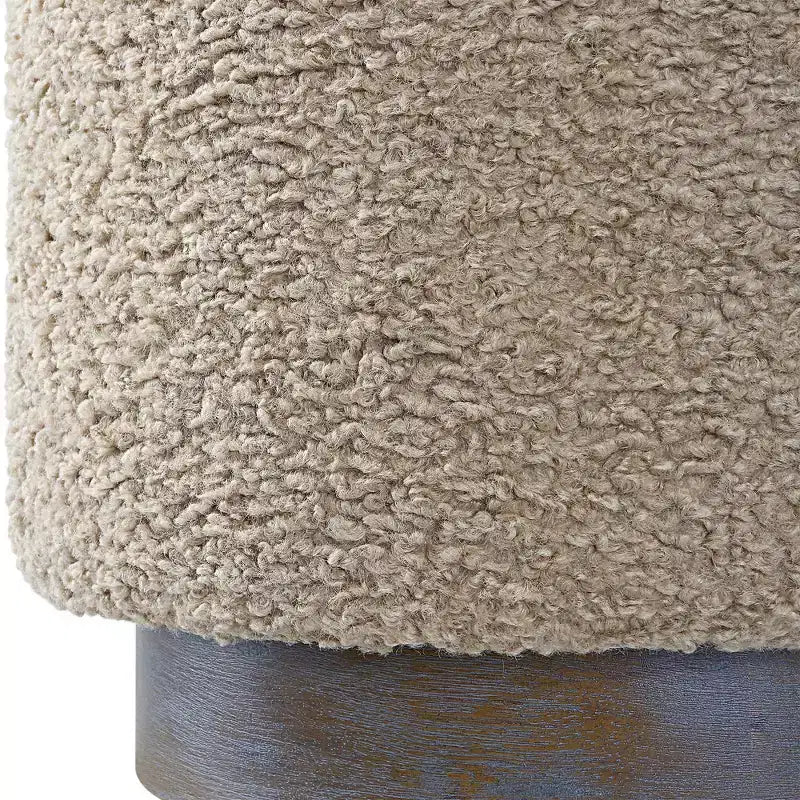 Pouf a base larga in legno e tessuto color latte da 16 pollici